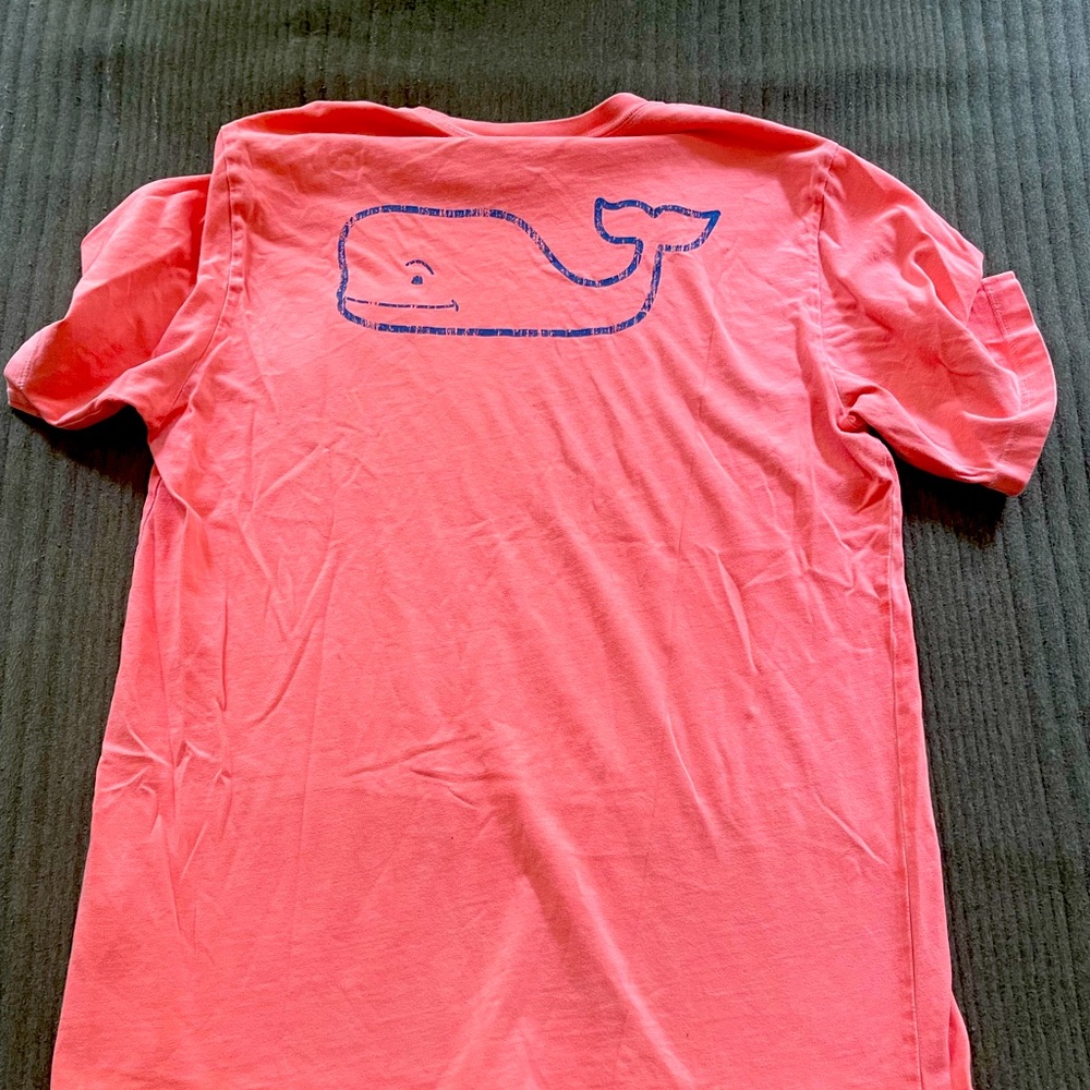 light orange vineyard vine t-shirt